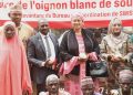 La présidente du FSSP à la foire de l&rsquo;oignon blanc ce mercredi 23 Avril