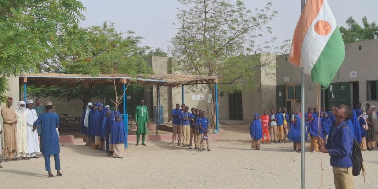 Initiative « Une semaine, une école » : le DREN de Diffa appelle à la discipline et à l’excellence au CSP RIYADIL ILM