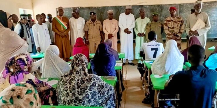 BEPC 2026 à Maïné-Soroa : le Préfet Ibrahim Kiamogo Salifou donne le coup d’envoi des épreuves écrites